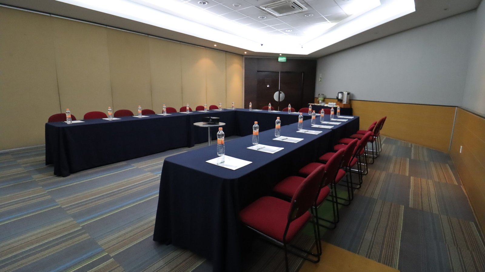Salón 7 Hotel Tiser